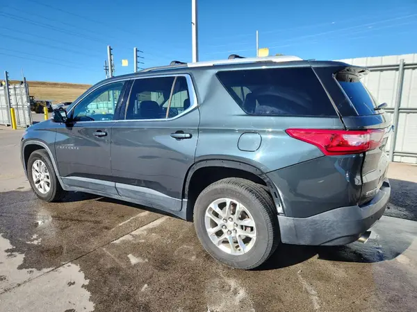 1GNEVGKW6JJ205892 2018 CHEVROLET TRAVERSE - Image 2