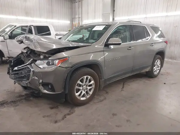 1GNEVGKW6JJ225334 2018 CHEVROLET TRAVERSE - Image 2