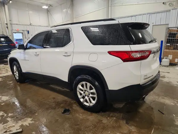 1GNEVGKW6LJ187865 2020 CHEVROLET TRAVERSE - Image 2
