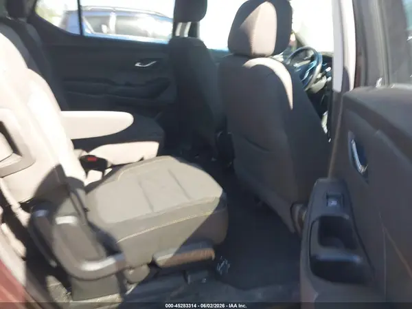 1GNEVGKW7JJ114789 2018 CHEVROLET TRAVERSE - Image 8