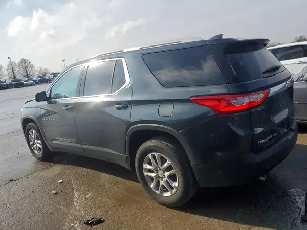 1GNEVGKW7JJ128157 2018 CHEVROLET TRAVERSE - Image 2
