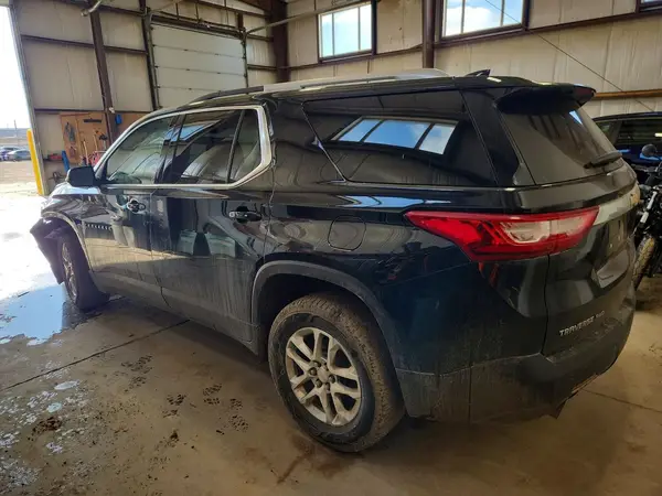 1GNEVGKW7JJ172983 2018 CHEVROLET TRAVERSE - Image 2