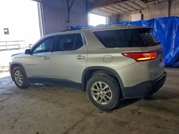 1GNEVGKW7JJ215542 2018 CHEVROLET TRAVERSE - Image 2