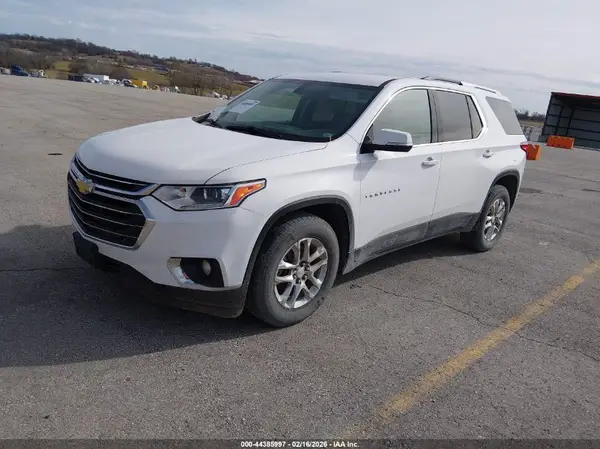 1GNEVGKW7JJ241686 2018 CHEVROLET TRAVERSE - Image 2