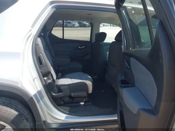 1GNEVGKW7JJ247102 2018 CHEVROLET TRAVERSE - Image 8