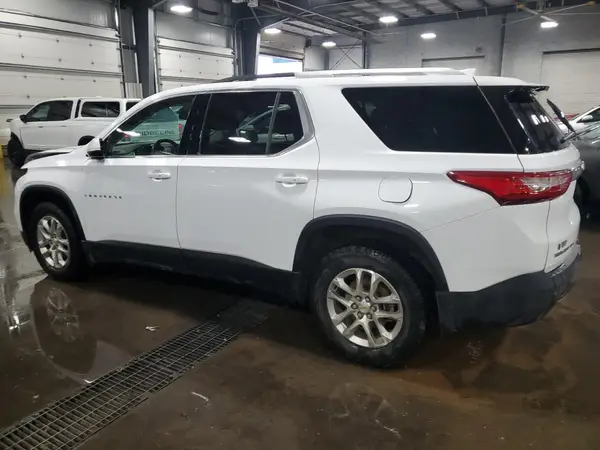 1GNEVGKW7JJ251845 2018 CHEVROLET TRAVERSE - Image 2