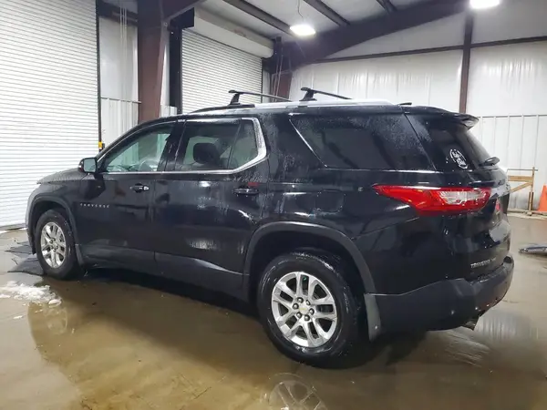 1GNEVGKW7JJ279886 2018 CHEVROLET TRAVERSE - Image 2
