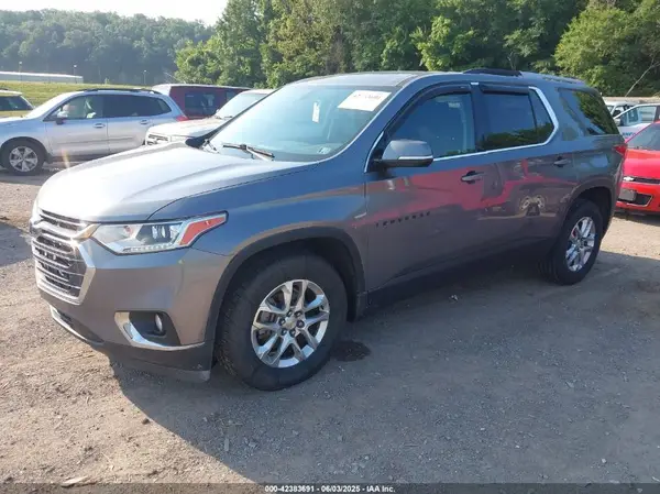 1GNEVGKW7JJ282089 2018 CHEVROLET TRAVERSE - Image 2