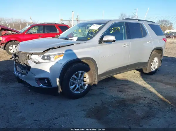 1GNEVGKW7KJ215090 2019 CHEVROLET TRAVERSE - Image 2