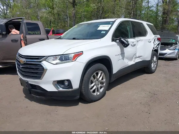 1GNEVGKW7KJ233427 2019 CHEVROLET TRAVERSE - Image 2