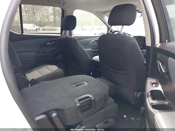 1GNEVGKW7KJ233427 2019 CHEVROLET TRAVERSE - Image 8