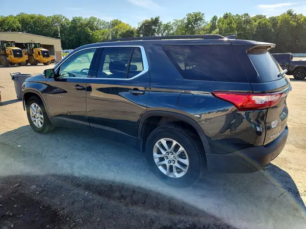 1GNEVGKW7LJ250651 2020 CHEVROLET TRAVERSE - Image 2