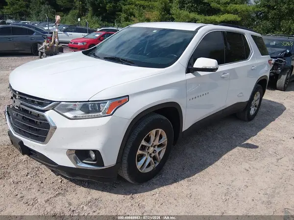 1GNEVGKW7LJ261360 2020 CHEVROLET TRAVERSE - Image 2