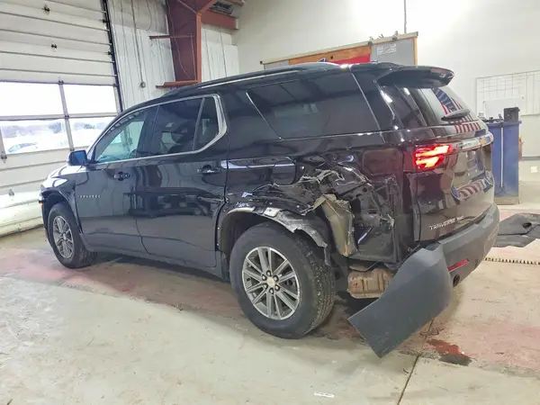 1GNEVGKW7PJ256052 2023 CHEVROLET TRAVERSE - Image 2