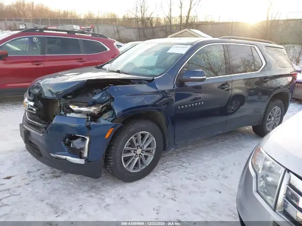1GNEVGKW7PJ292548 2023 CHEVROLET TRAVERSE - Image 2