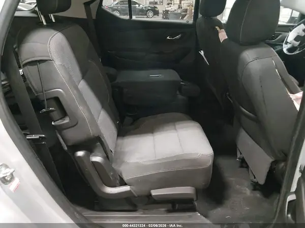 1GNEVGKW8JJ123002 2018 CHEVROLET TRAVERSE - Image 8