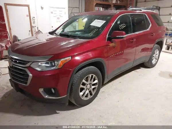1GNEVGKW8JJ130953 2018 CHEVROLET TRAVERSE - Image 2
