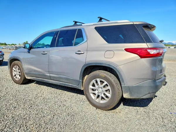 1GNEVGKW8JJ191896 2018 CHEVROLET TRAVERSE - Image 2