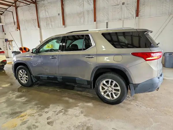 1GNEVGKW8JJ192787 2018 CHEVROLET TRAVERSE - Image 2