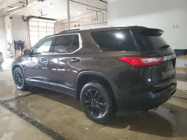 1GNEVGKW8JJ202671 2018 CHEVROLET TRAVERSE - Image 2