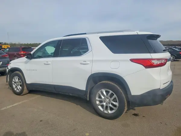 1GNEVGKW8JJ243527 2018 CHEVROLET TRAVERSE - Image 2