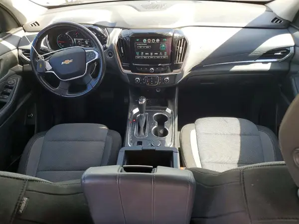 1GNEVGKW8JJ262725 2018 CHEVROLET TRAVERSE - Image 8