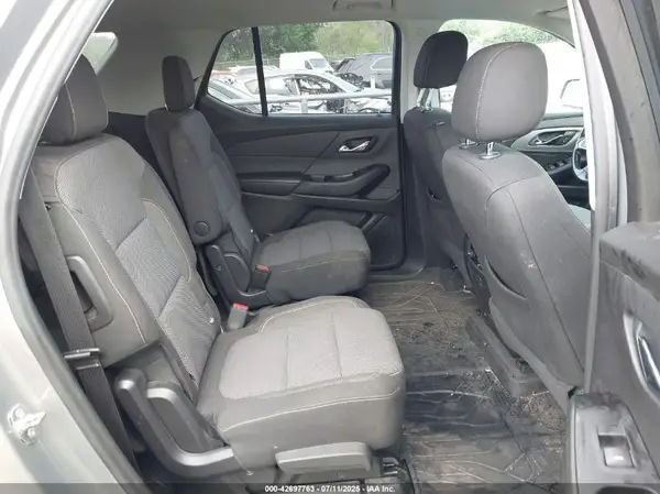 1GNEVGKW8JJ269447 2018 CHEVROLET TRAVERSE - Image 8