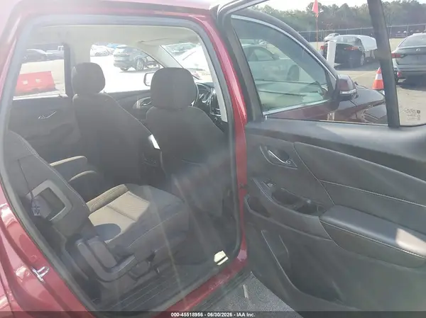 1GNEVGKW8JJ270002 2018 CHEVROLET TRAVERSE - Image 8