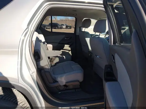 1GNEVGKW8KJ108033 2019 CHEVROLET TRAVERSE - Image 8