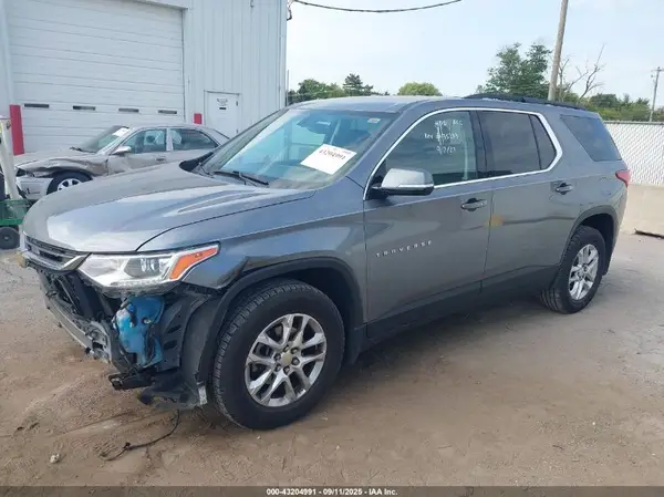 1GNEVGKW8KJ212084 2019 CHEVROLET TRAVERSE - Image 2
