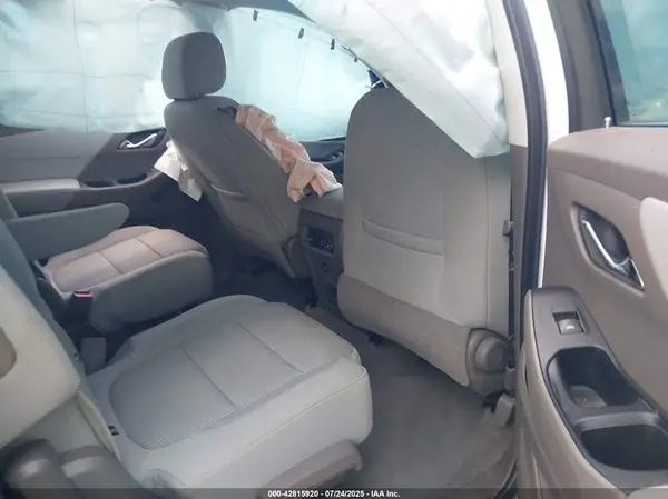 1GNEVGKW8KJ265500 2019 CHEVROLET TRAVERSE - Image 8