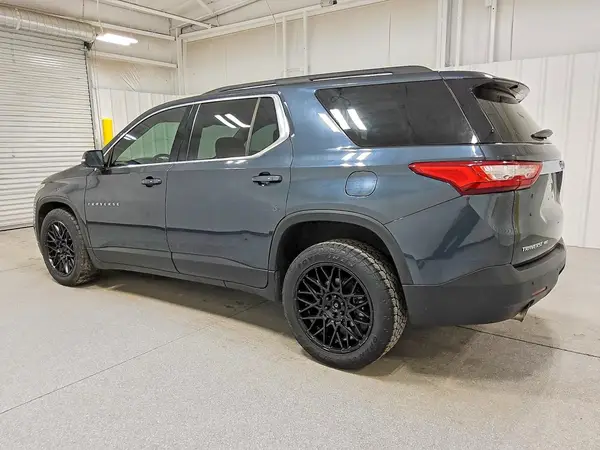 1GNEVGKW8LJ234247 2020 CHEVROLET TRAVERSE - Image 2