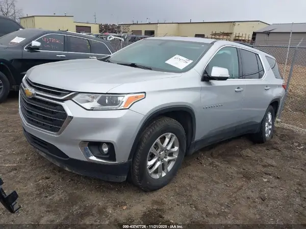 1GNEVGKW8LJ329276 2020 CHEVROLET TRAVERSE - Image 2