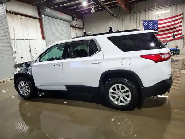 1GNEVGKW8MJ158546 2021 CHEVROLET TRAVERSE - Image 2