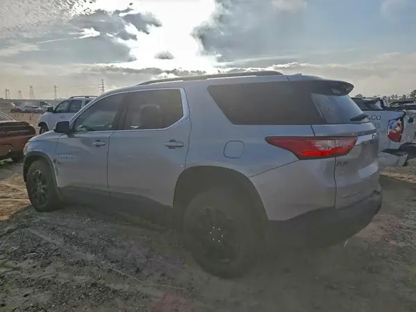 1GNEVGKW8MJ220303 2021 CHEVROLET TRAVERSE - Image 2