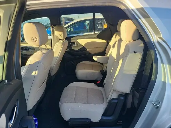 1GNEVGKW8NJ139593 2022 CHEVROLET TRAVERSE - Image 2