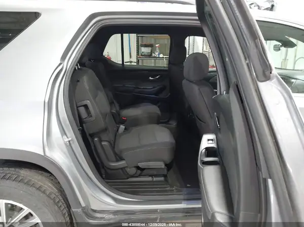 1GNEVGKW8PJ201531 2023 CHEVROLET TRAVERSE - Image 8