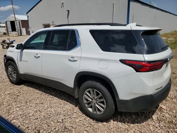 1GNEVGKW8PJ240992 2023 CHEVROLET TRAVERSE - Image 2