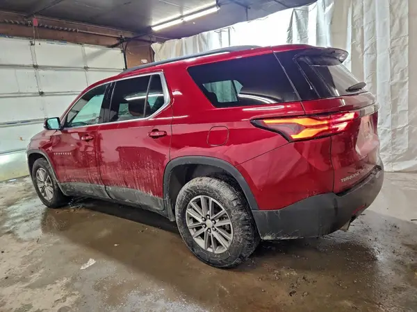 1GNEVGKW8PJ335875 2023 CHEVROLET TRAVERSE - Image 2