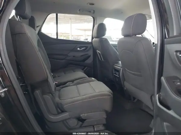 1GNEVGKW9JJ111294 2018 CHEVROLET TRAVERSE - Image 8
