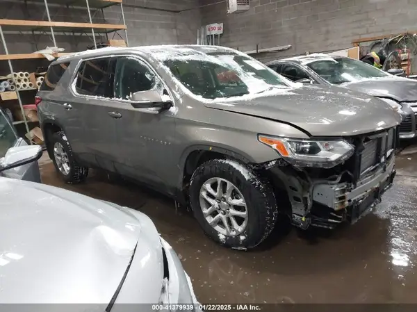 1GNEVGKW9JJ115491 2018 CHEVROLET TRAVERSE - Image 1