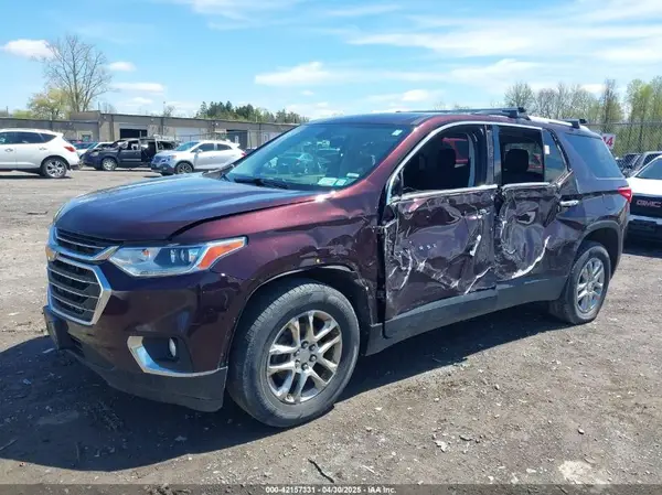 1GNEVGKW9JJ160415 2018 CHEVROLET TRAVERSE - Image 2