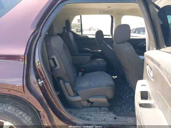 1GNEVGKW9JJ160415 2018 CHEVROLET TRAVERSE - Image 8