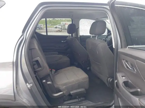1GNEVGKW9JJ177442 2018 CHEVROLET TRAVERSE - Image 8