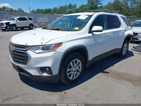 1GNEVGKW9JJ220936 2018 CHEVROLET TRAVERSE - Image 2