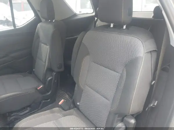 1GNEVGKW9JJ232570 2018 CHEVROLET TRAVERSE - Image 8