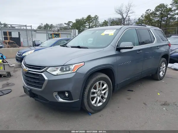 1GNEVGKW9JJ285401 2018 CHEVROLET TRAVERSE - Image 2