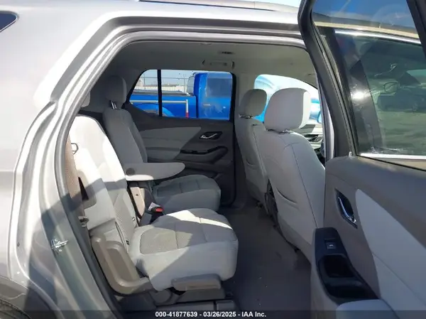 1GNEVGKW9KJ177989 2019 CHEVROLET TRAVERSE - Image 8