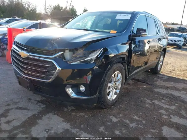1GNEVGKW9KJ237205 2019 CHEVROLET TRAVERSE - Image 2