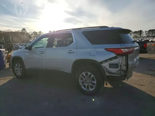 1GNEVGKW9LJ270562 2020 CHEVROLET TRAVERSE - Image 2
